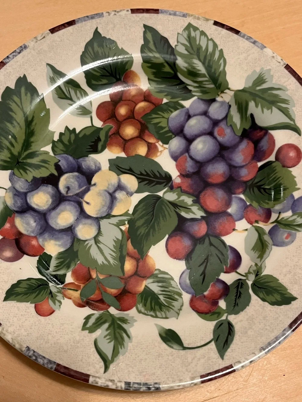 Sakura Oneida Grape Motif 8” Salad Plate